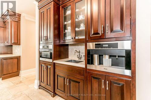 1865 Davis Drive W, King, ON - Indoor Photo Showing Kitchen