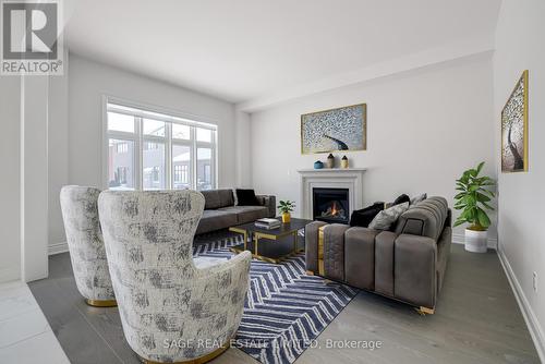 3 Joiner Circle, Whitchurch-Stouffville, ON - Indoor Photo Showing Living Room With Fireplace