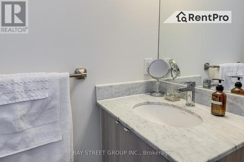 2302 - 4099 Brickstone Mews, Mississauga (City Centre), ON - Indoor Photo Showing Bathroom