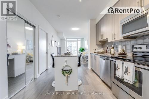 2302 - 4099 Brickstone Mews, Mississauga (City Centre), ON - Indoor Photo Showing Kitchen With Stainless Steel Kitchen With Upgraded Kitchen