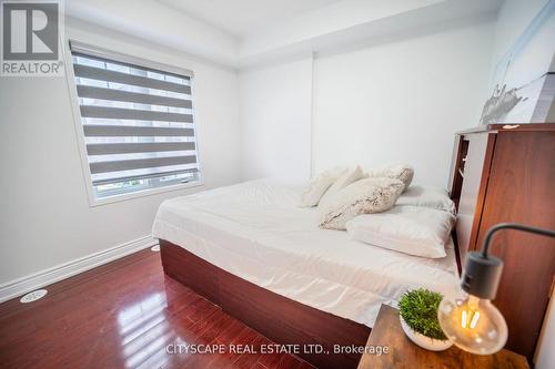 2178 Fiddlers Way, Oakville, ON - Indoor Photo Showing Bedroom