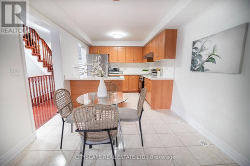 2178 Fiddlers Way, Oakville, ON - Indoor Photo Showing Dining Room