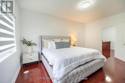 2178 Fiddlers Way, Oakville, ON - Indoor Photo Showing Bedroom