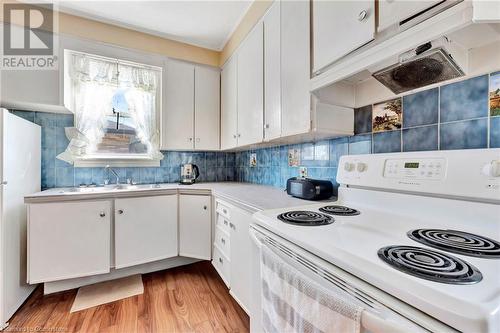 754 Upper Wellington Street, Hamilton, ON - Indoor Photo Showing Kitchen