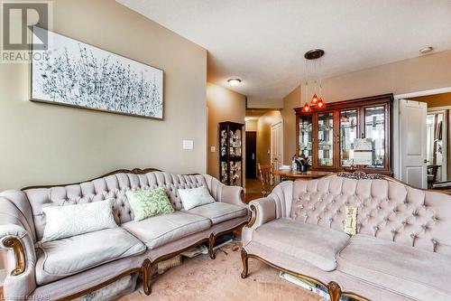 80 Absolute Avenue Unit# 509, Mississauga, ON - Indoor Photo Showing Living Room