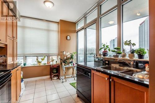 80 Absolute Avenue Unit# 509, Mississauga, ON - Indoor Photo Showing Kitchen With Double Sink