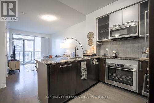 2810 - 5162 Yonge Street, Toronto (Willowdale West), ON - Indoor Photo Showing Kitchen With Upgraded Kitchen