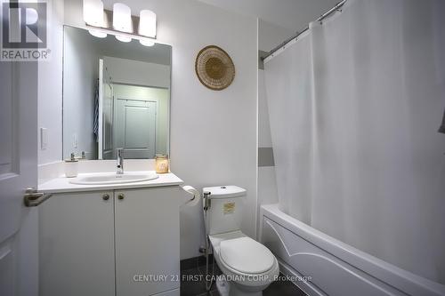 2810 - 5162 Yonge Street, Toronto (Willowdale West), ON - Indoor Photo Showing Bathroom