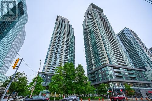 2810 - 5162 Yonge Street, Toronto (Willowdale West), ON - Outdoor With Facade