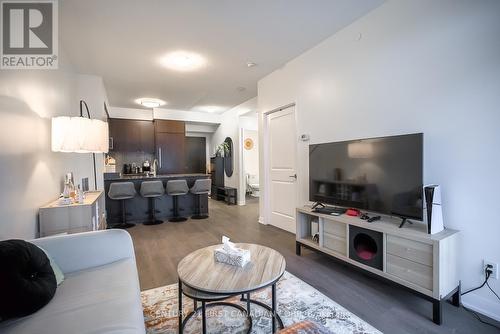 2810 - 5162 Yonge Street, Toronto (Willowdale West), ON - Indoor Photo Showing Living Room