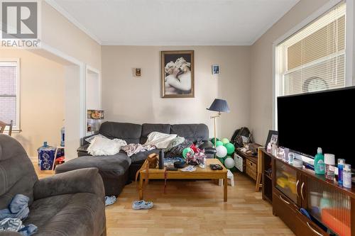 48 Cathcart St, Sault Ste. Marie, ON - Indoor Photo Showing Living Room