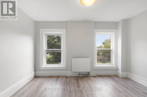 325 Charles Street, Belleville, ON - Indoor Photo Showing Other Room