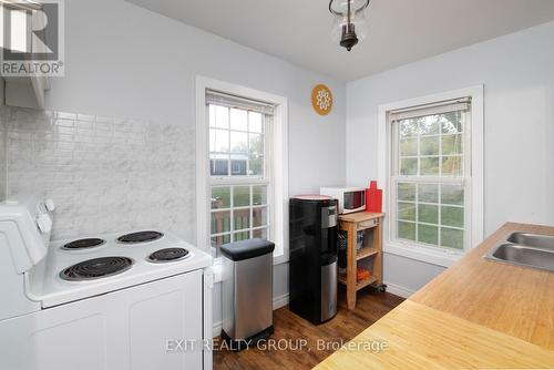 73 Prior Lane, Quinte West, ON - Indoor Photo Showing Kitchen With Double Sink