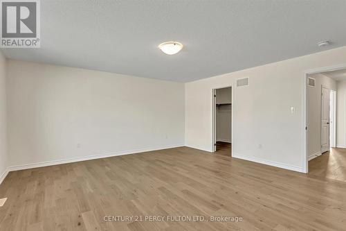 28 Autumn Frost Road, Otonabee-South Monaghan, ON - Indoor Photo Showing Other Room