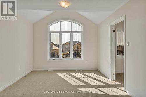 28 Autumn Frost Road, Otonabee-South Monaghan, ON - Indoor Photo Showing Other Room