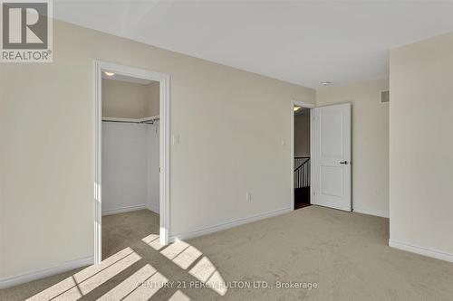 28 Autumn Frost Road, Otonabee-South Monaghan, ON - Indoor Photo Showing Other Room