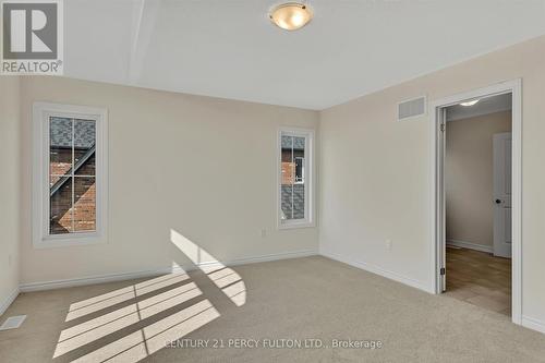 28 Autumn Frost Road, Otonabee-South Monaghan, ON - Indoor Photo Showing Other Room