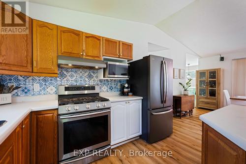 506097 Highway 89, Mulmur, ON - Indoor Photo Showing Kitchen