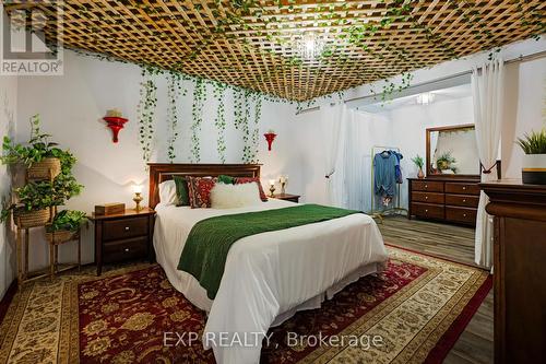 506097 Highway 89, Mulmur, ON - Indoor Photo Showing Bedroom