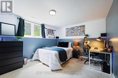 506097 Highway 89, Mulmur, ON - Indoor Photo Showing Bedroom