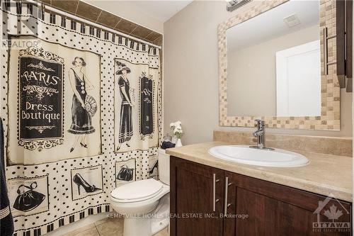 56 B Tayside, Ottawa, ON - Indoor Photo Showing Bathroom