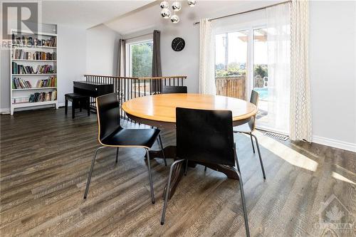 Living Room - 38 Armadale Crescent, Ottawa, ON - Indoor Photo Showing Dining Room