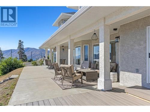 6122 Lipsett Avenue, Peachland, BC - Outdoor With Deck Patio Veranda