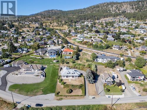 6122 Lipsett Avenue, Peachland, BC - Outdoor With View