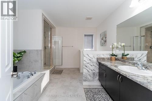 32 Sleeth Street, Brantford, ON - Indoor Photo Showing Bathroom