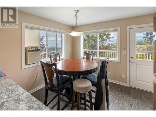 3756 Salloum Road, West Kelowna, BC - Indoor Photo Showing Dining Room