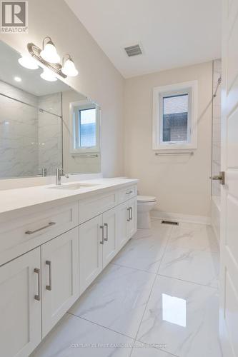 242 Leitch Street, Dutton/Dunwich (Dutton), ON - Indoor Photo Showing Bathroom