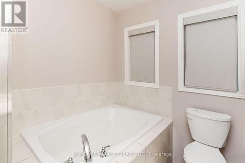 24 Orangeblossom Trail, Brampton, ON - Indoor Photo Showing Bathroom