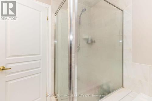 24 Orangeblossom Trail, Brampton, ON - Indoor Photo Showing Bathroom