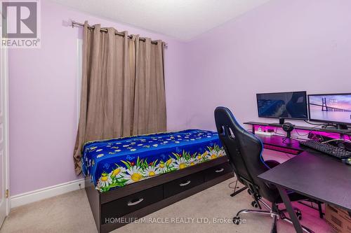 24 Orangeblossom Trail, Brampton, ON - Indoor Photo Showing Bedroom