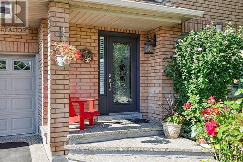 2326 Mowat Avenue, Oakville, ON - Outdoor