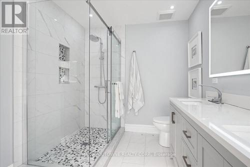 2326 Mowat Avenue, Oakville, ON - Indoor Photo Showing Bathroom