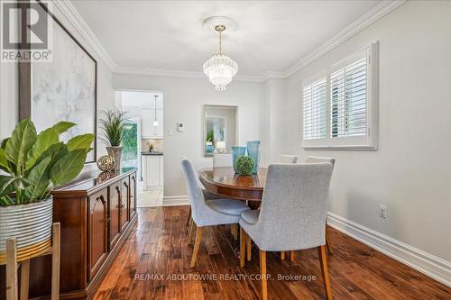 2326 Mowat Avenue, Oakville, ON - Indoor Photo Showing Dining Room