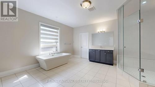 15 Settlers Field Road, Brampton, ON - Indoor Photo Showing Bathroom