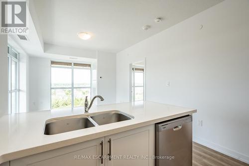 902 - 470 Dundas Street E, Hamilton, ON - Indoor Photo Showing Kitchen With Double Sink