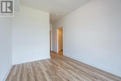 902 - 470 Dundas Street E, Hamilton, ON - Indoor Photo Showing Other Room