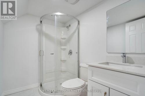 346 Reynolds Road, London, ON - Indoor Photo Showing Bathroom