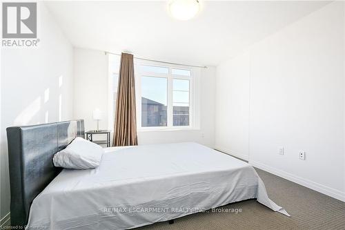 70 - 30 Time Square Boulevard, Hamilton, ON - Indoor Photo Showing Bedroom