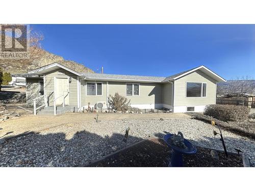 6489 Okanagan Street, Oliver, BC - Outdoor