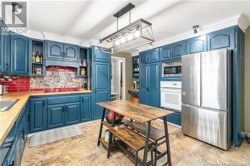 806 Bas Cap-Pelé, Bas Cap Pele, NB - Indoor Photo Showing Kitchen