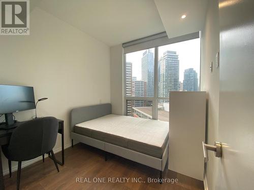 1602 - 45 Charles Street E, Toronto, ON - Indoor Photo Showing Bedroom