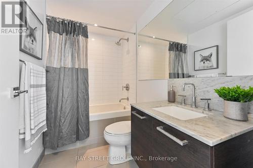 4607 - 42 Charles Street E, Toronto, ON - Indoor Photo Showing Bathroom