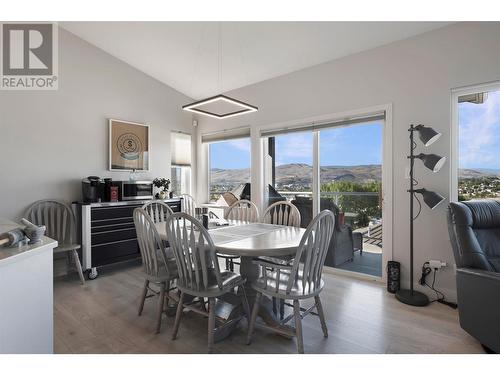 124 Sarsons Road Unit# 70, Vernon, BC - Indoor Photo Showing Dining Room