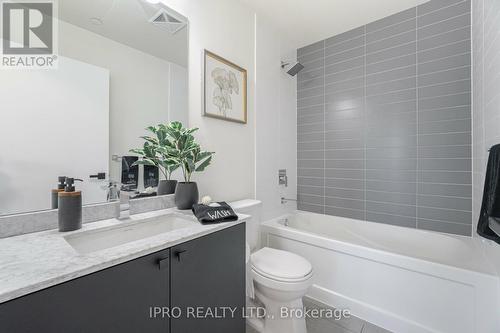 1107 - 4011 Brickstone Mews, Mississauga (Creditview), ON - Indoor Photo Showing Bathroom