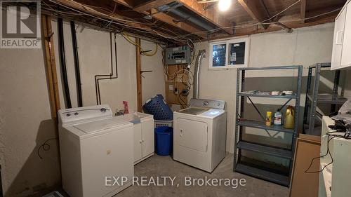 106 - 701 Burnhamthorpe Road, Toronto, ON - Indoor Photo Showing Laundry Room