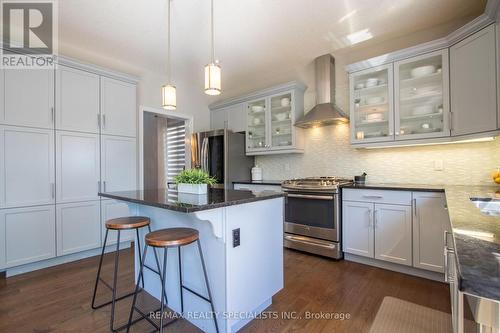 77 Taylor Drive, East Luther Grand Valley, ON - Indoor Photo Showing Kitchen With Upgraded Kitchen